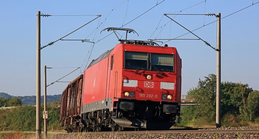 Stahlharter Klimaschützer auf Schienen: Der neue „Bayern-Shuttle“ versorgt die Autoindustrie im Freistaat